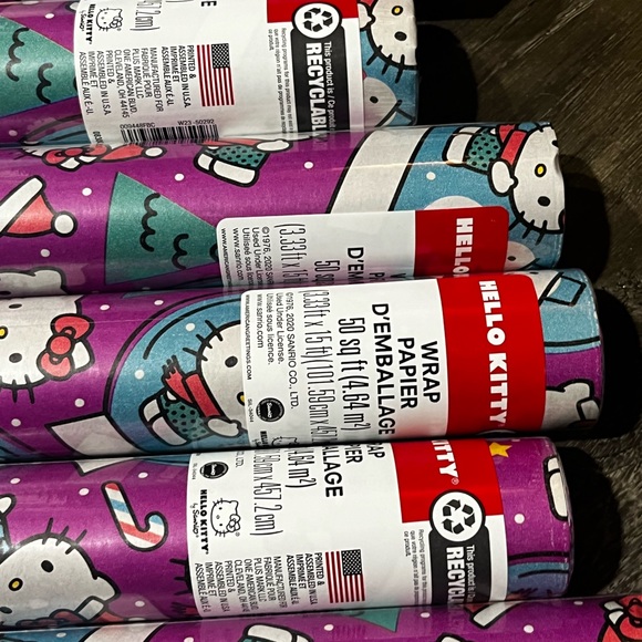 Hello kitty wrapping paper brand new - Picture 4 of 6